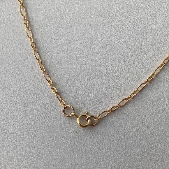 WHITE Freshwater Cultured Pearl Gold Necklace - Picture 3 of 8